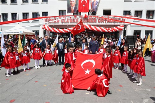23 Nisan Ulusal Egemenlik ve Çocuk Bayramı Coşkuyla Kutlandı