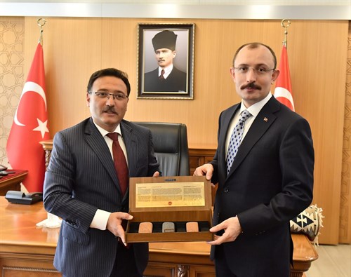 Ticaret Bakanı Mehmet Muş Kayseri Valiliğini Ziyaret Etti